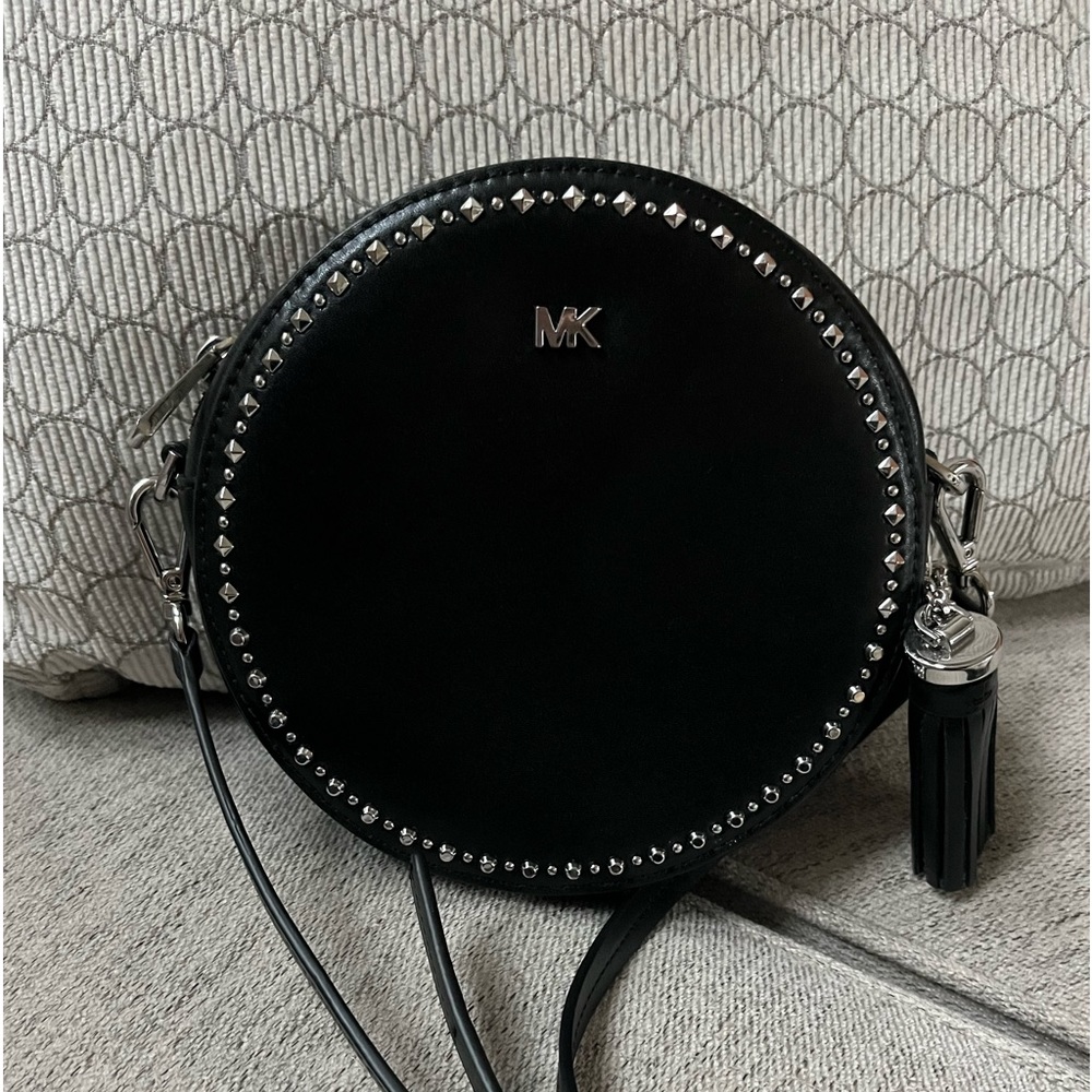 Michael Kors Cantine style cross body. Like new.